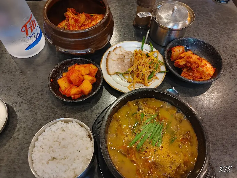 푸짐한 한 상 차림