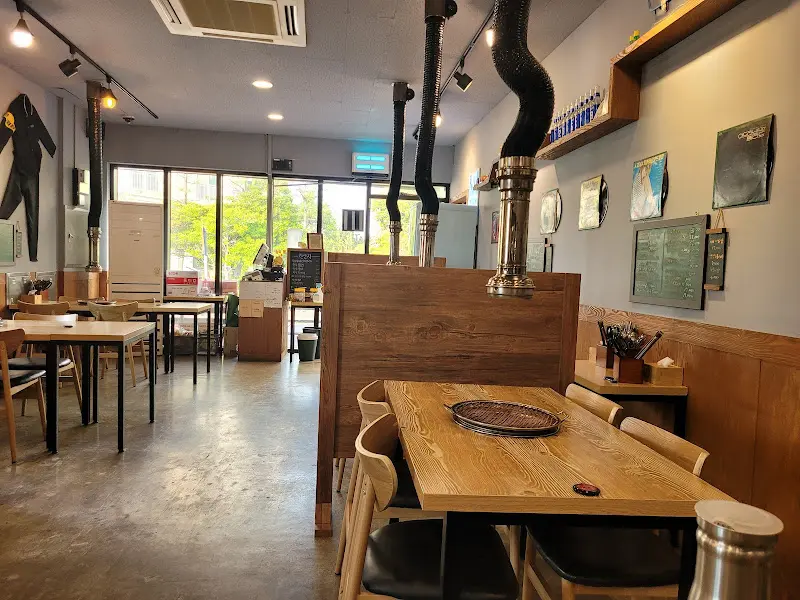 깔끔하고 넓은 내부