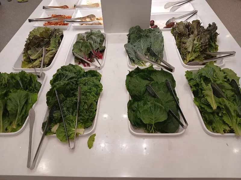 푸짐한 샐러드바