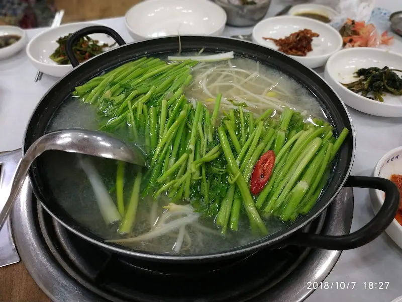 푸짐한 볼테기탕 한 상 차림