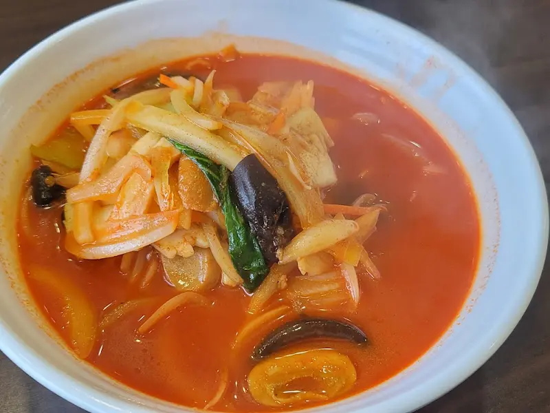 푸짐한 짬뽕 한 그릇