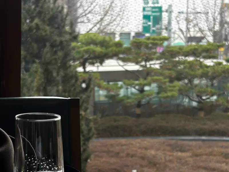 테이블에서 보이는 풍경