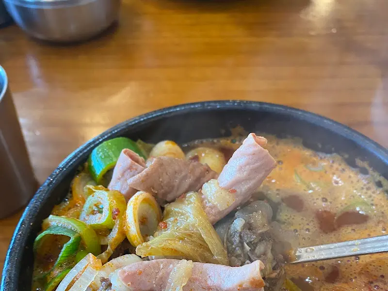 미을애장국의 푸짐한 순대국