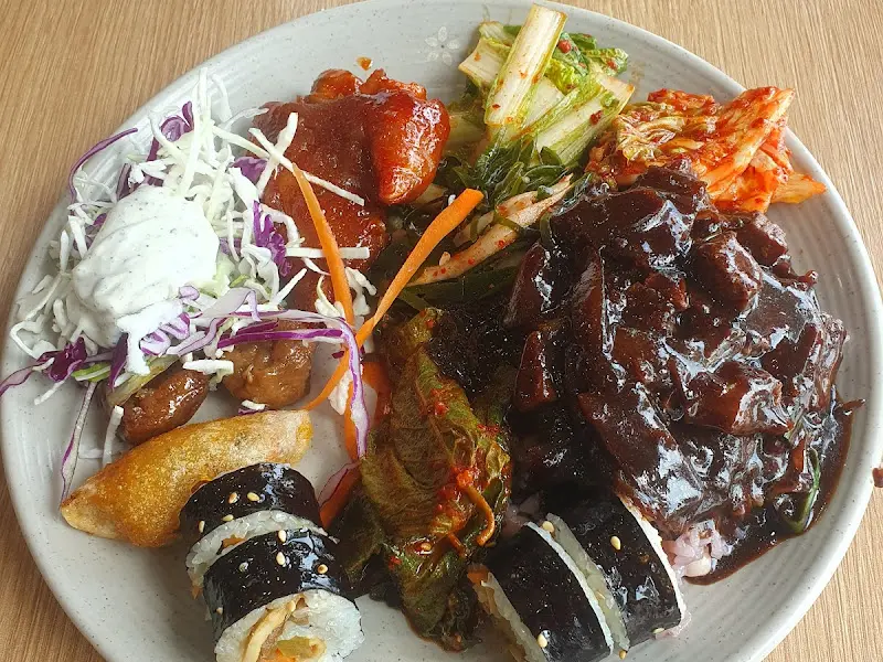 다양한 한식 메뉴