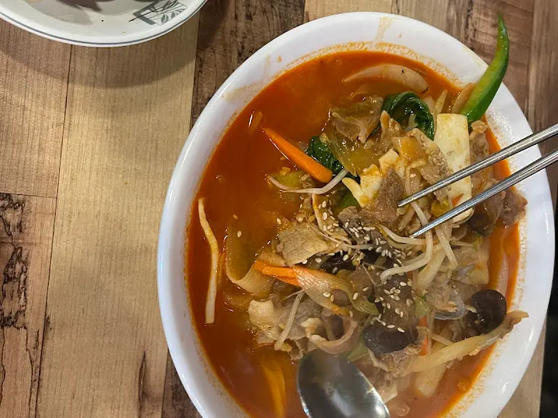 푸짐한 고기짬뽕