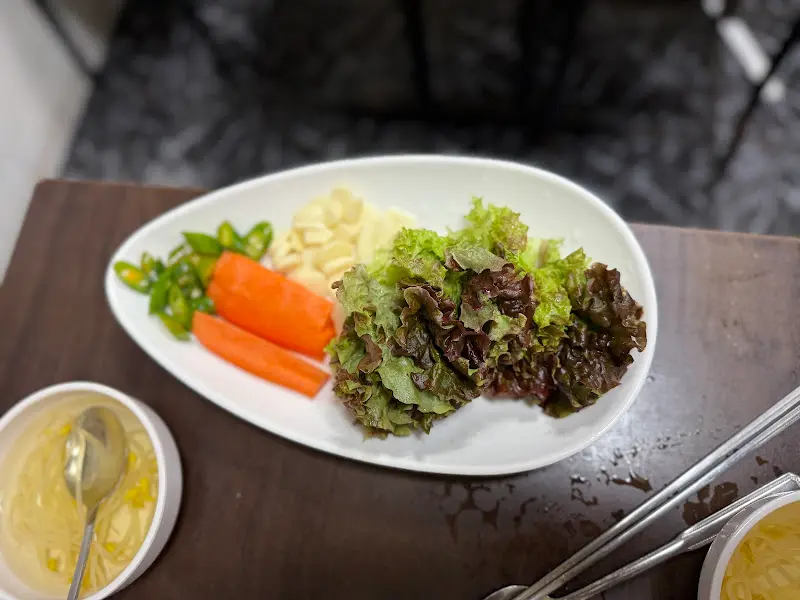 신선한 쌈 채소