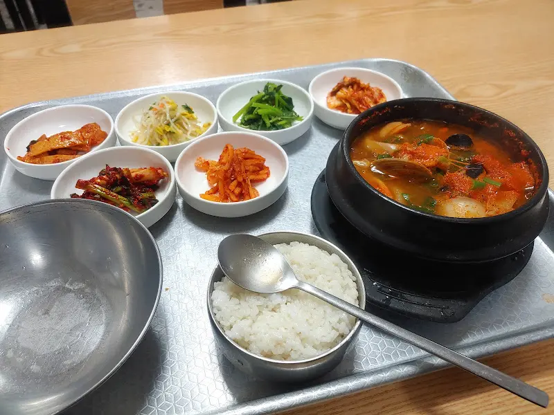 푸짐한 한 상 차림