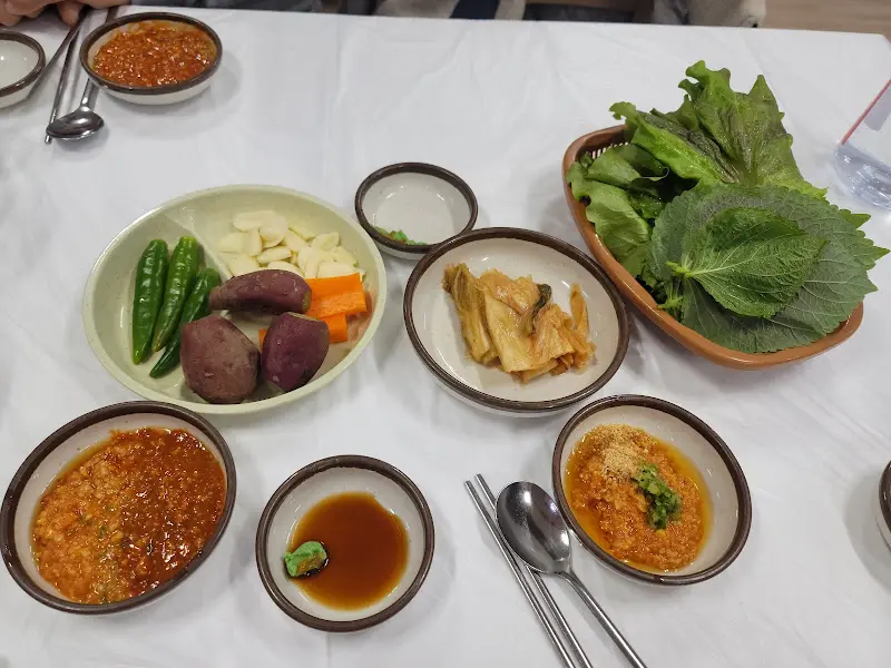 모모횟집 밑반찬