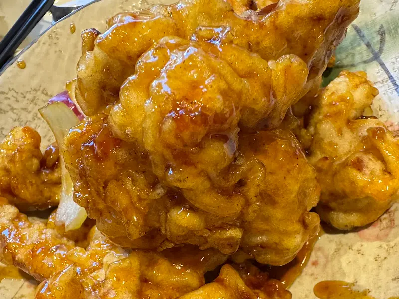 과일 소스 탕수육