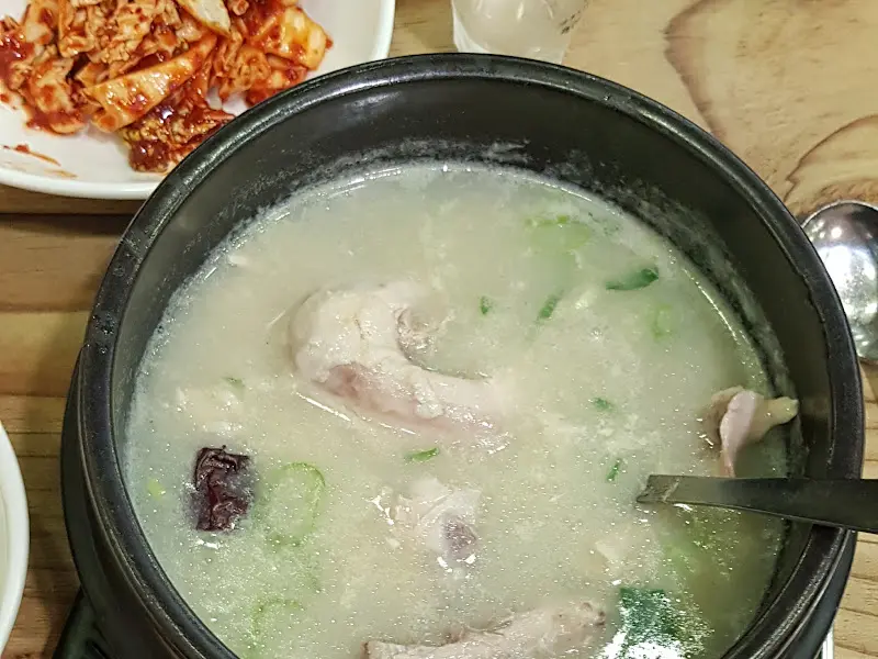 청송약수삼계탕 비주얼