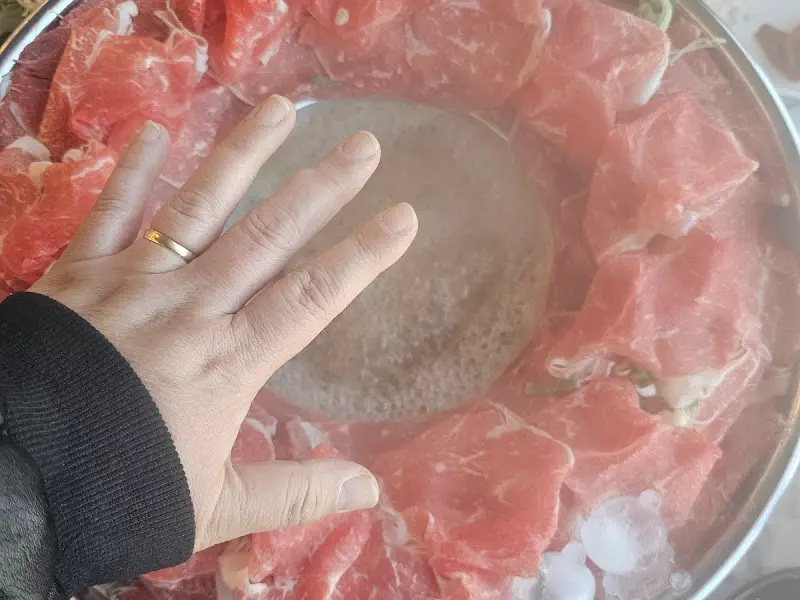 끓고 있는 샤브샤브