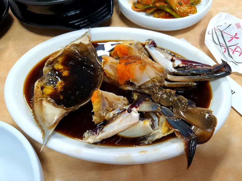 싱싱한 간장게장의 모습