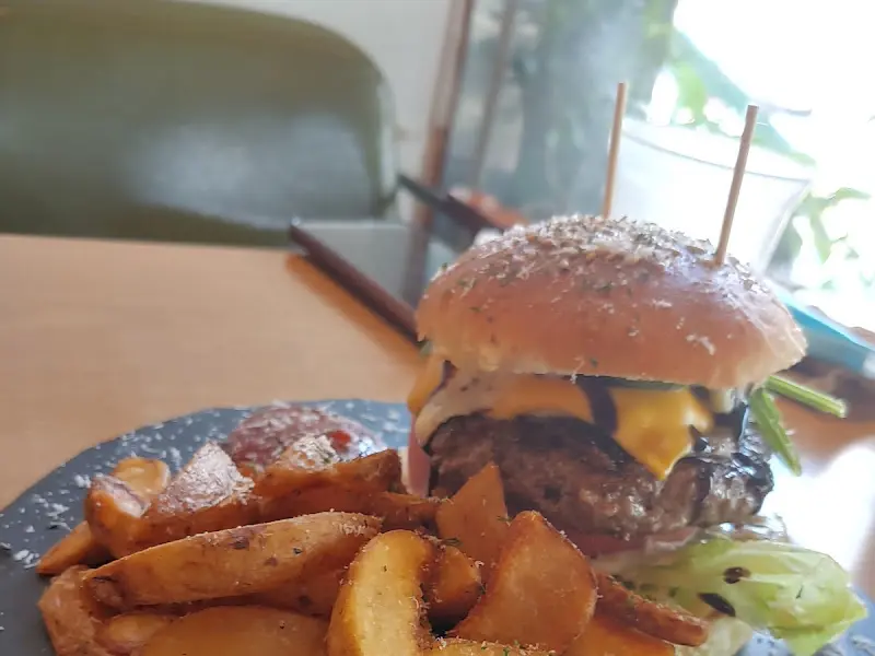 비스트로 리버 외관