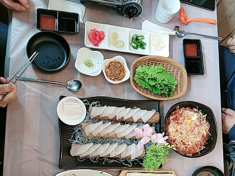 어부횟집 한상차림 항공샷