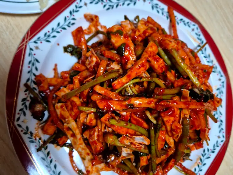 매콤달콤한 양념이 듬뿍