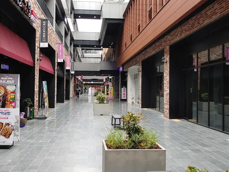 어반브릭스 거리