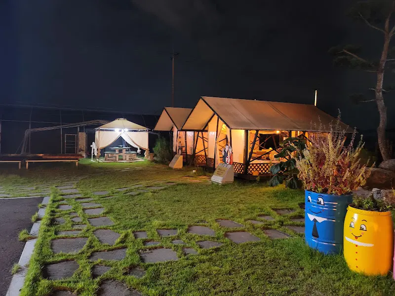 다락원 야외 텐트 전경