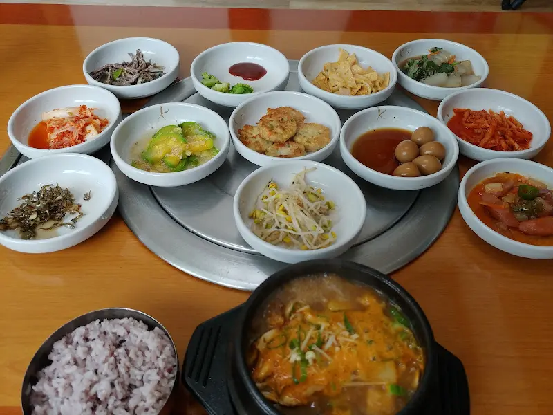 정갈한 한 상 차림