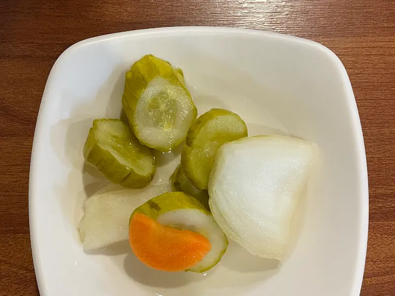 김정이삼계탕 밑반찬 - 오이/무 피클