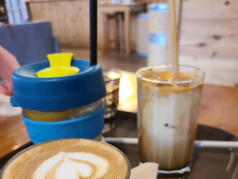 테이크 아웃 컵