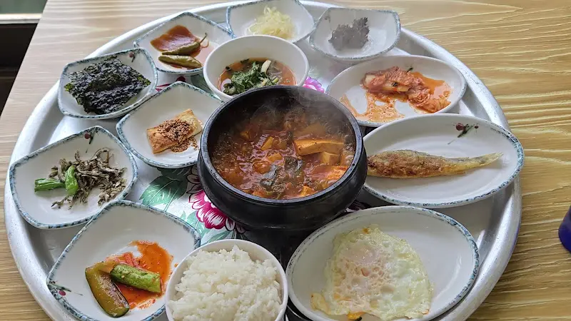 푸짐한 한상차림