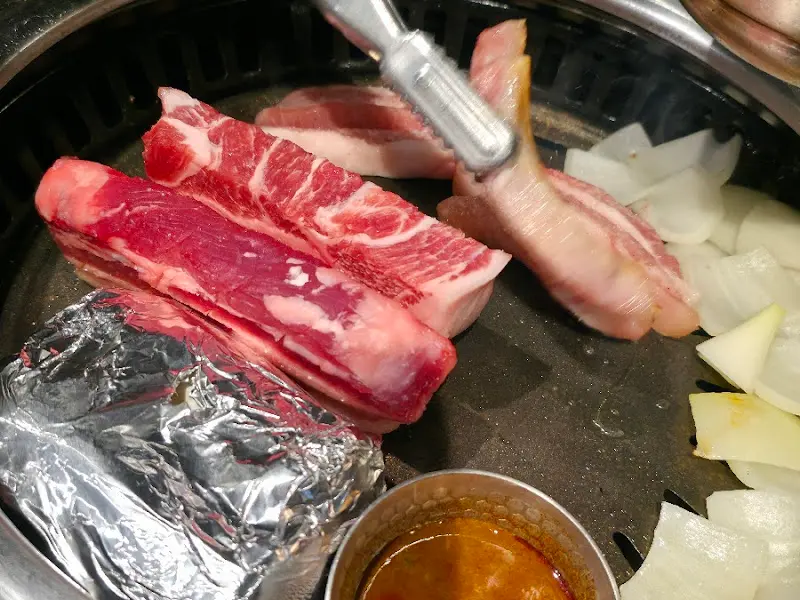 고기 굽는 모습