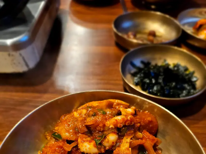 놋그릇에 담긴 낙곱새