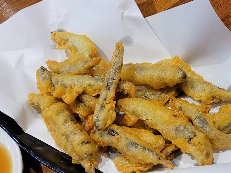 추어튀김 한 접시