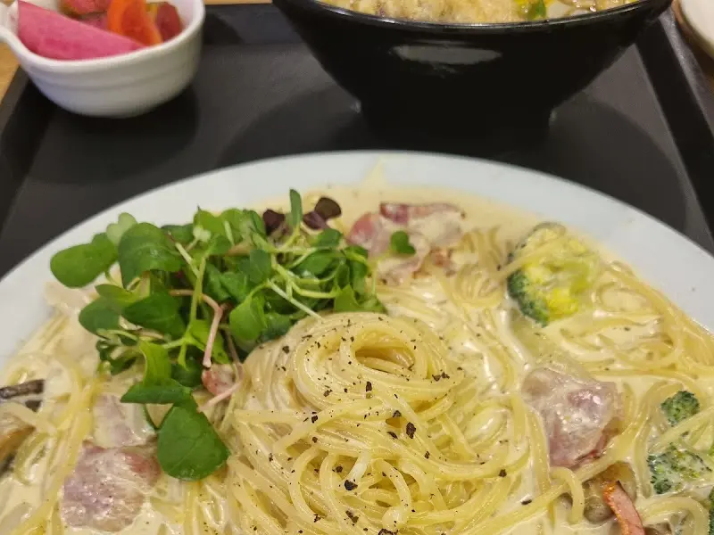 곁들여 먹기 좋은 깍두기