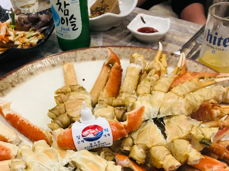 대게찜 한 상 차림