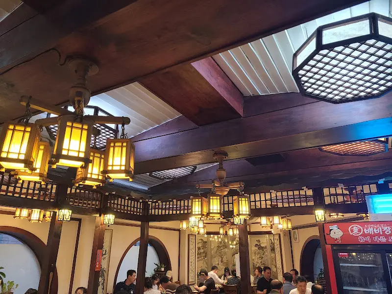 고풍스러운 내부