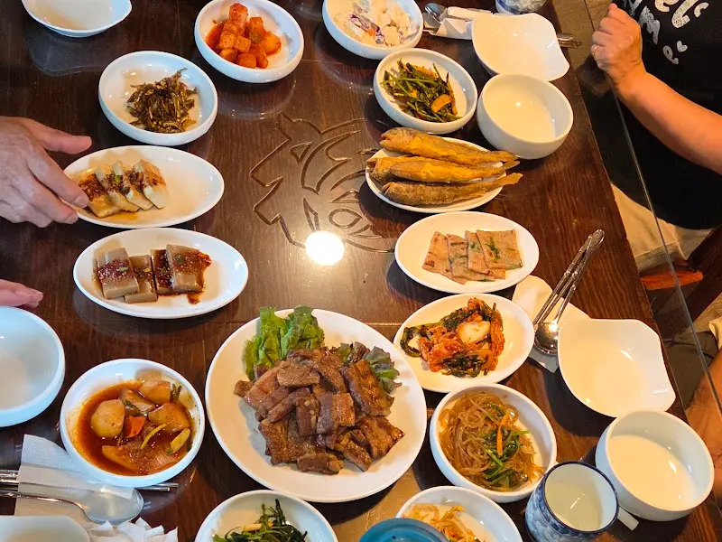 황토방 한상차림