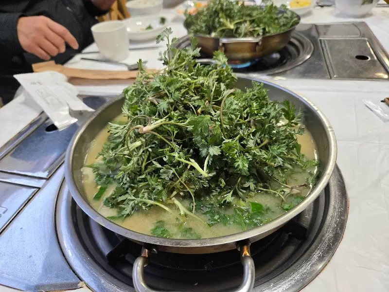 도다리쑥국 한 상 차림