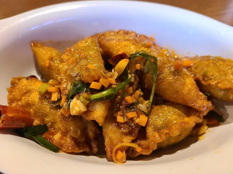 윤기가 흐르는 깐풍만두 클로즈업