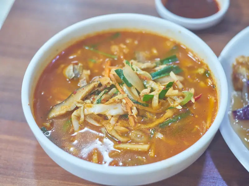 채소가 듬뿍 들어간 짬뽕