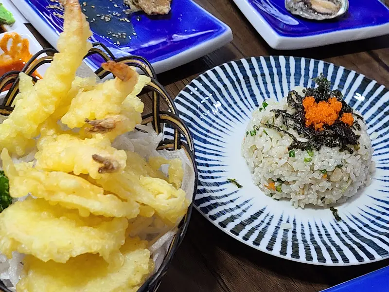 새우튀김과 볶음밥