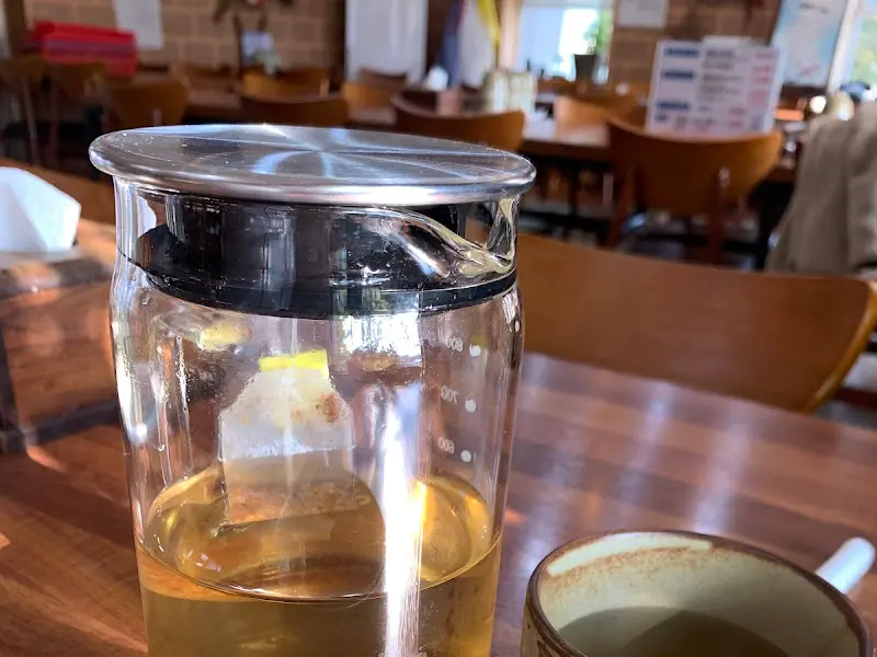 따뜻한 물 한 잔