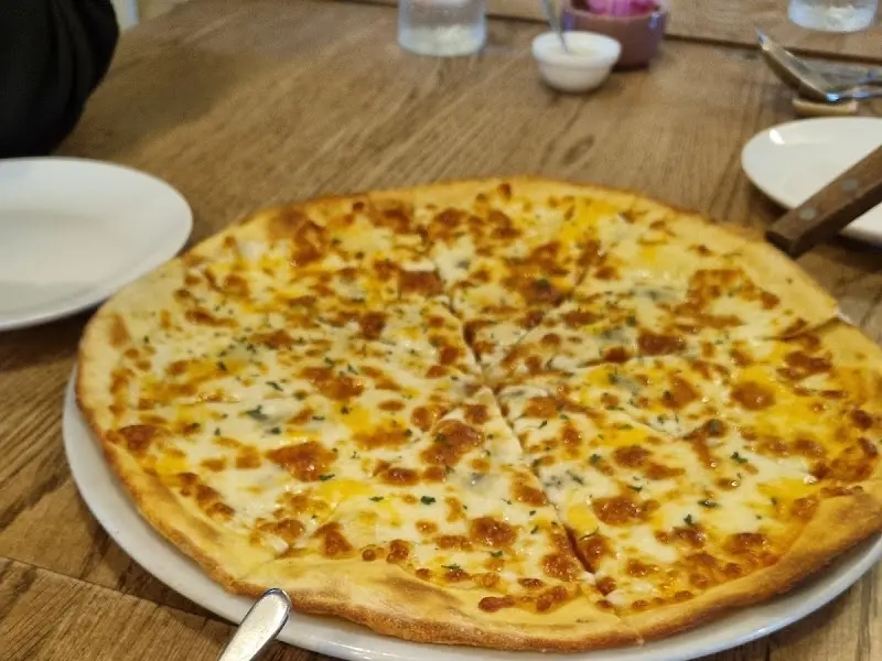 고르곤졸라 피자