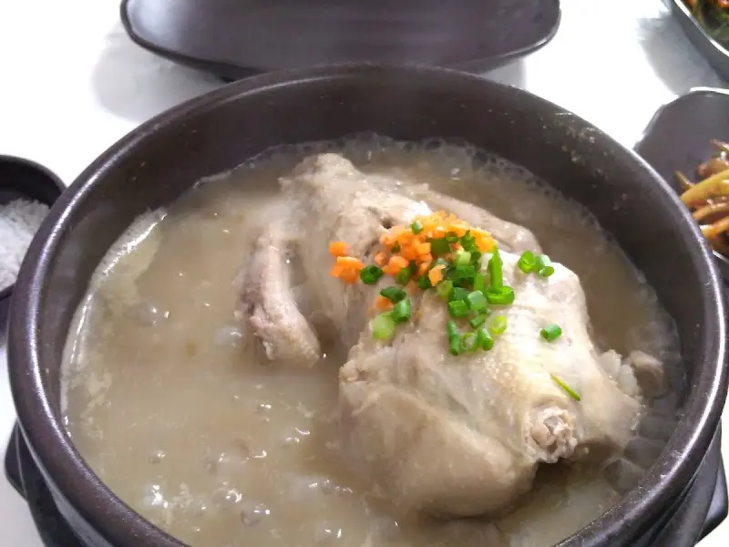 남경가든 삼계탕 근접