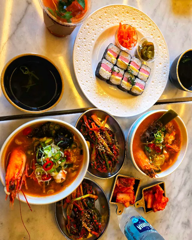 다채로운 메뉴 구성