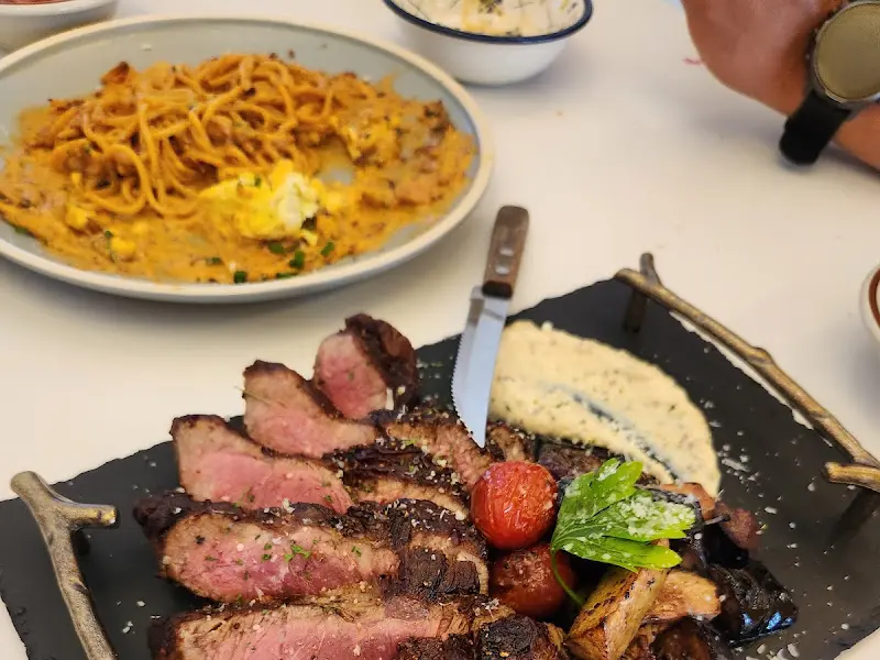 스테이크와 파스타