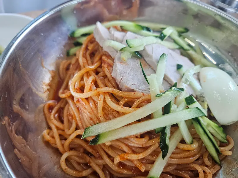 비빔밀면