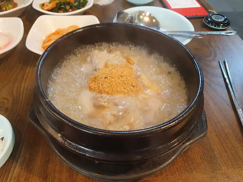 김정이삼계탕 특삼계탕