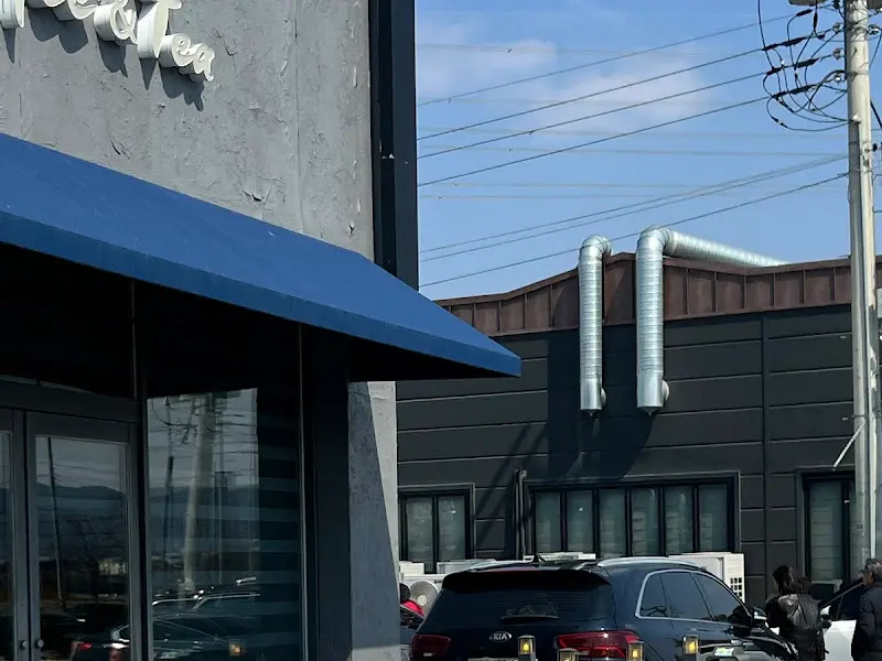 식당 외부 전경