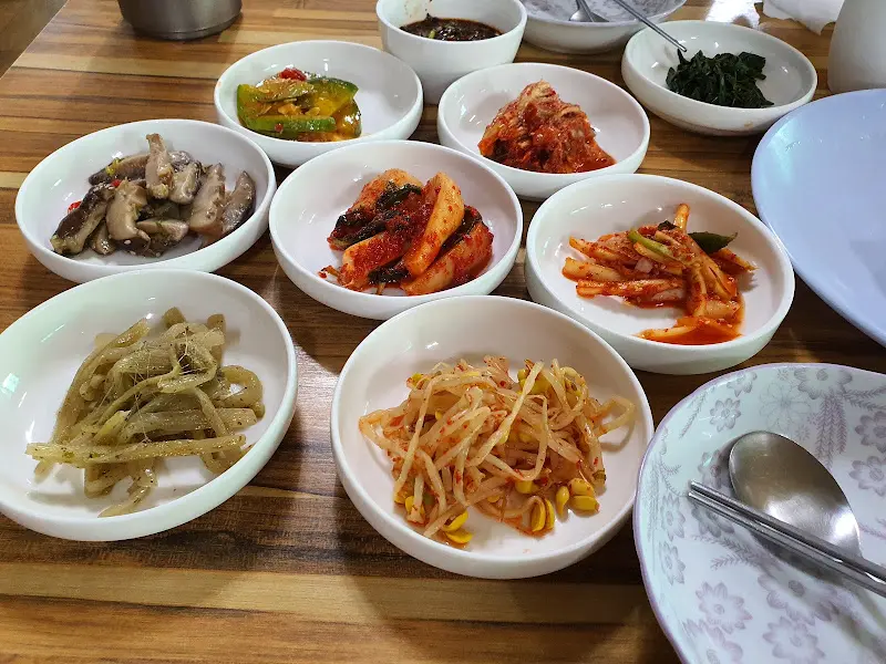 다채로운 밑반찬