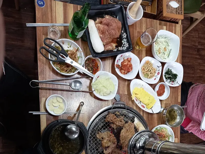 초원갈비 전체 테이블 세팅