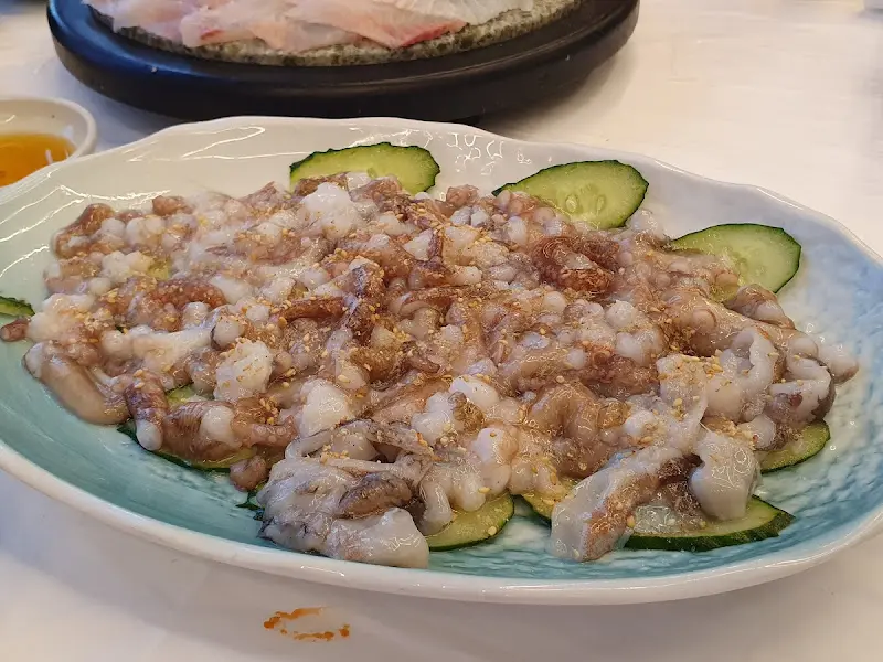 신선한 해산물 요리