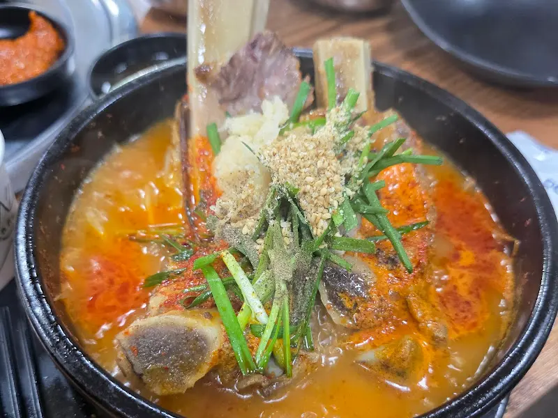 소갈비해장국의 완벽한 비주얼
