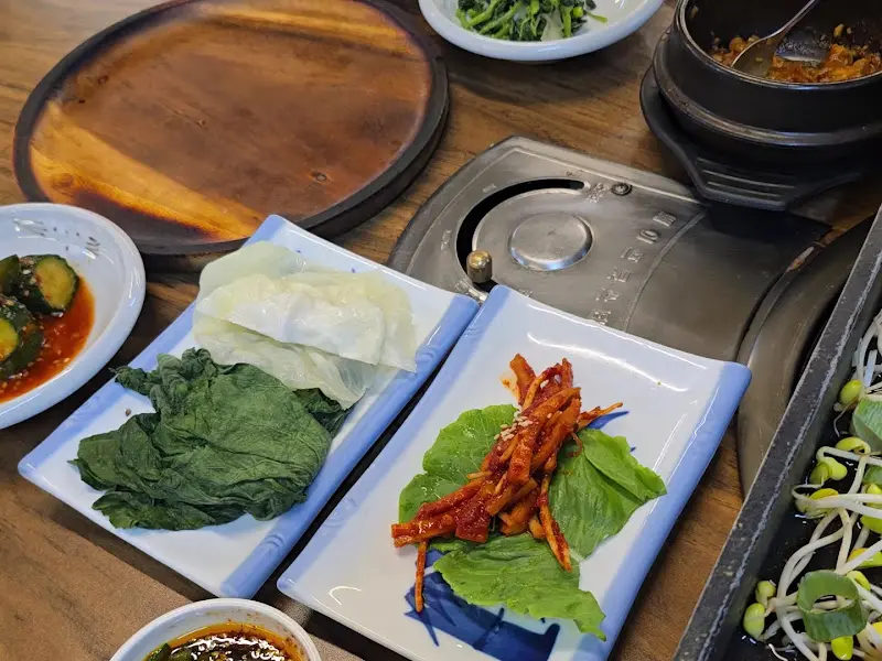 자연밥상 푸짐한 밑반찬