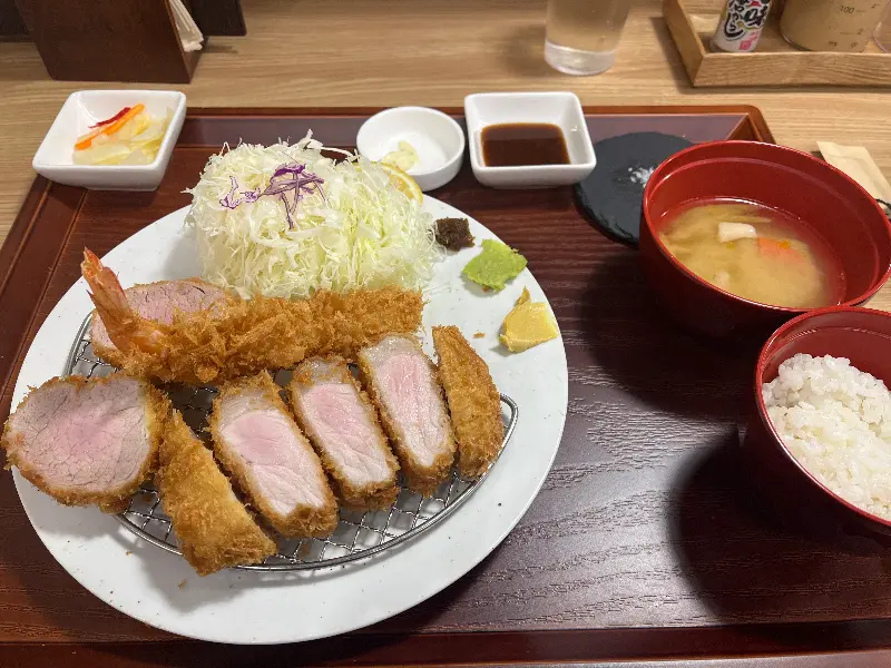 모듬카츠 한상차림